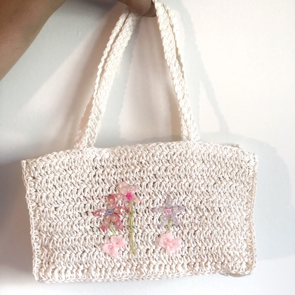 CUTE vintage /raffia summer purse!